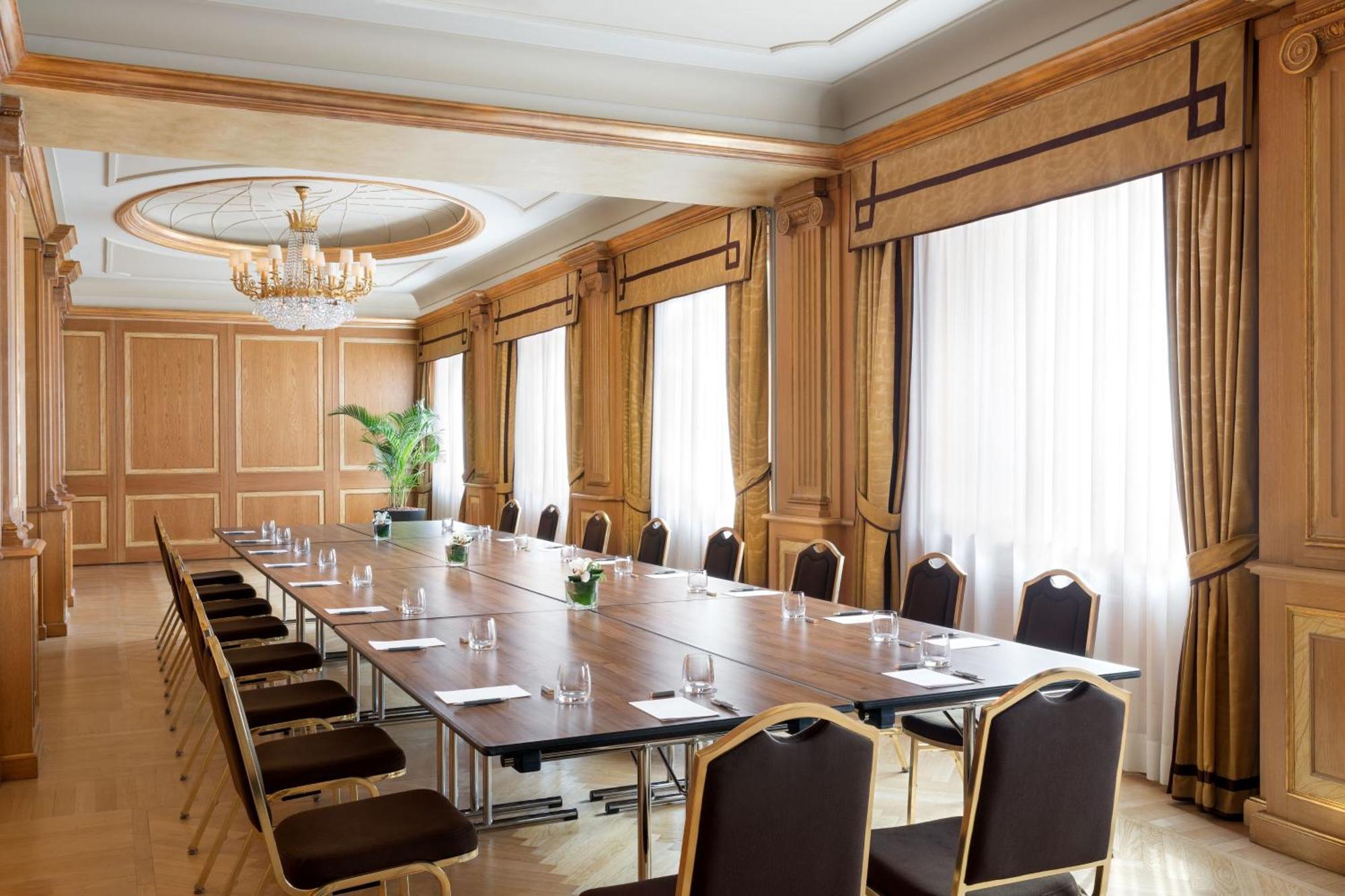 The Westin Palace, 5*